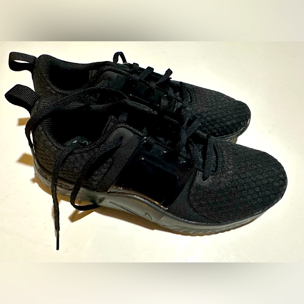 New Nike Women's Renew In-Season TR 10 Training Shoes